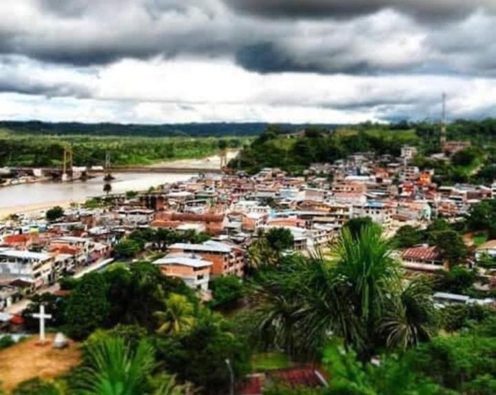 Hospedaje Independencia Pucallpa Εξωτερικό φωτογραφία